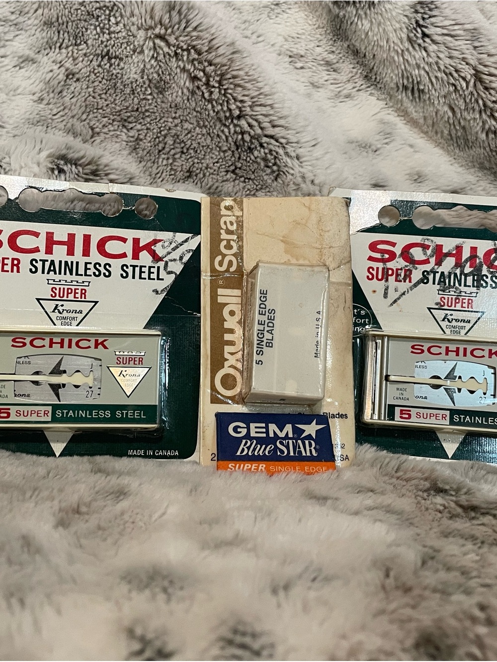 Schick Men's Super Stainless Steel Razor Blades - Green Packaging made in Canada